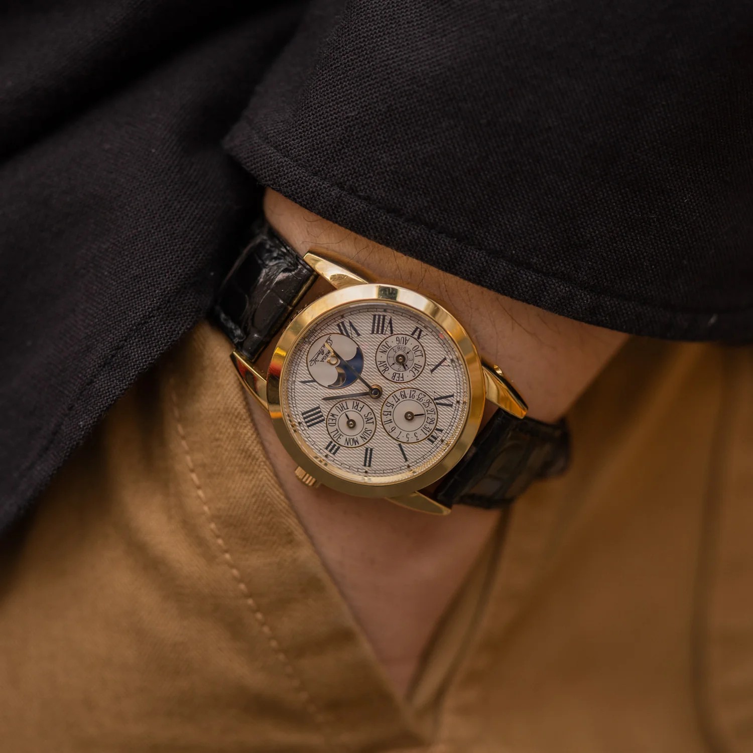 Omega Louis Brandt gold
